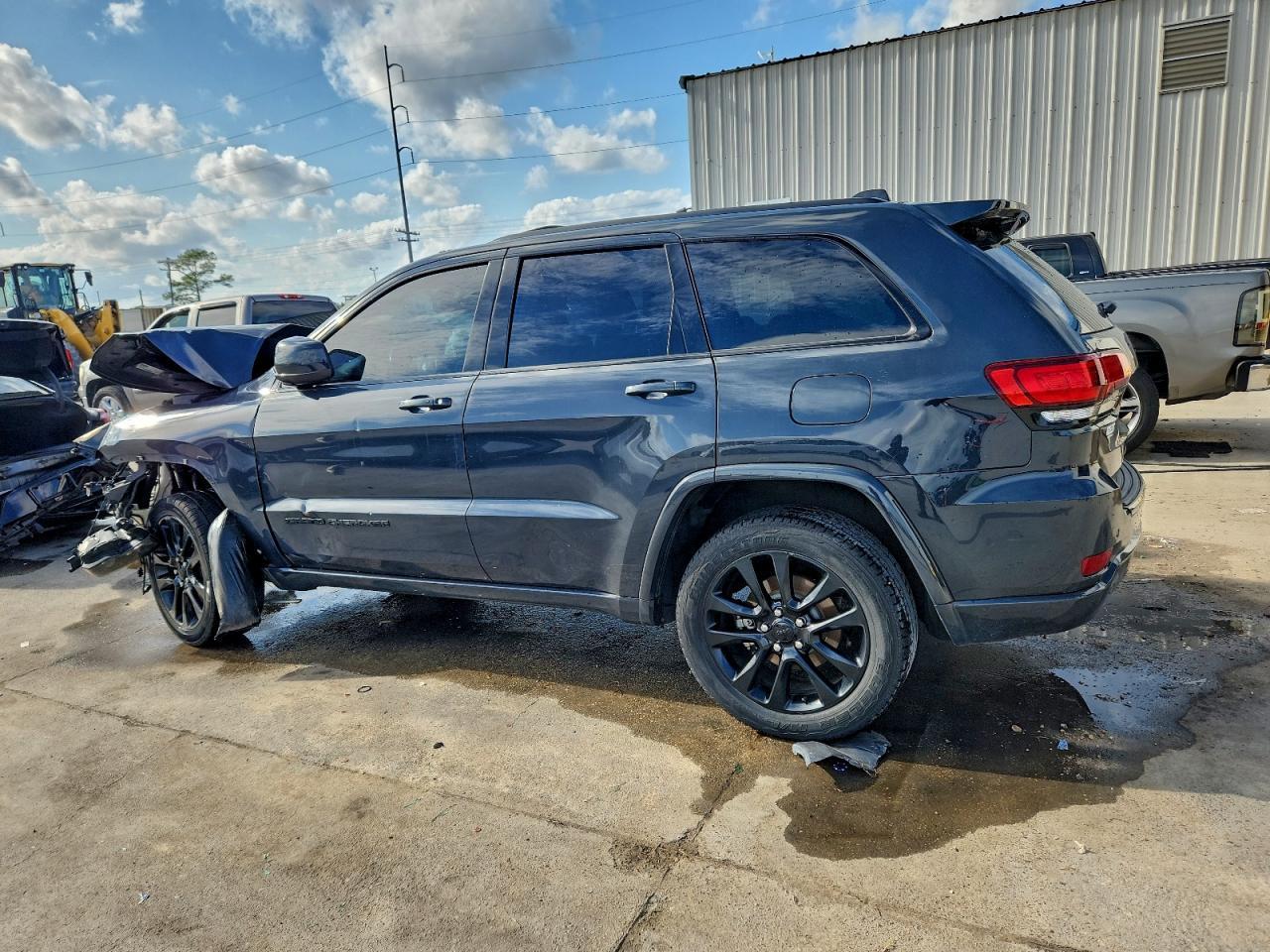2018 Jeep Grand Cherokee Laredo - zdjęcie 2