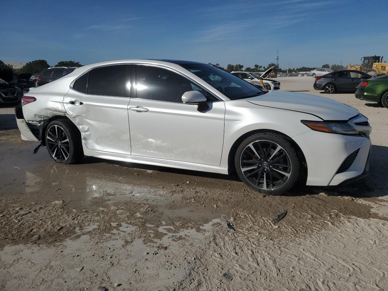 2018 Toyota Camry - zdjęcie 4