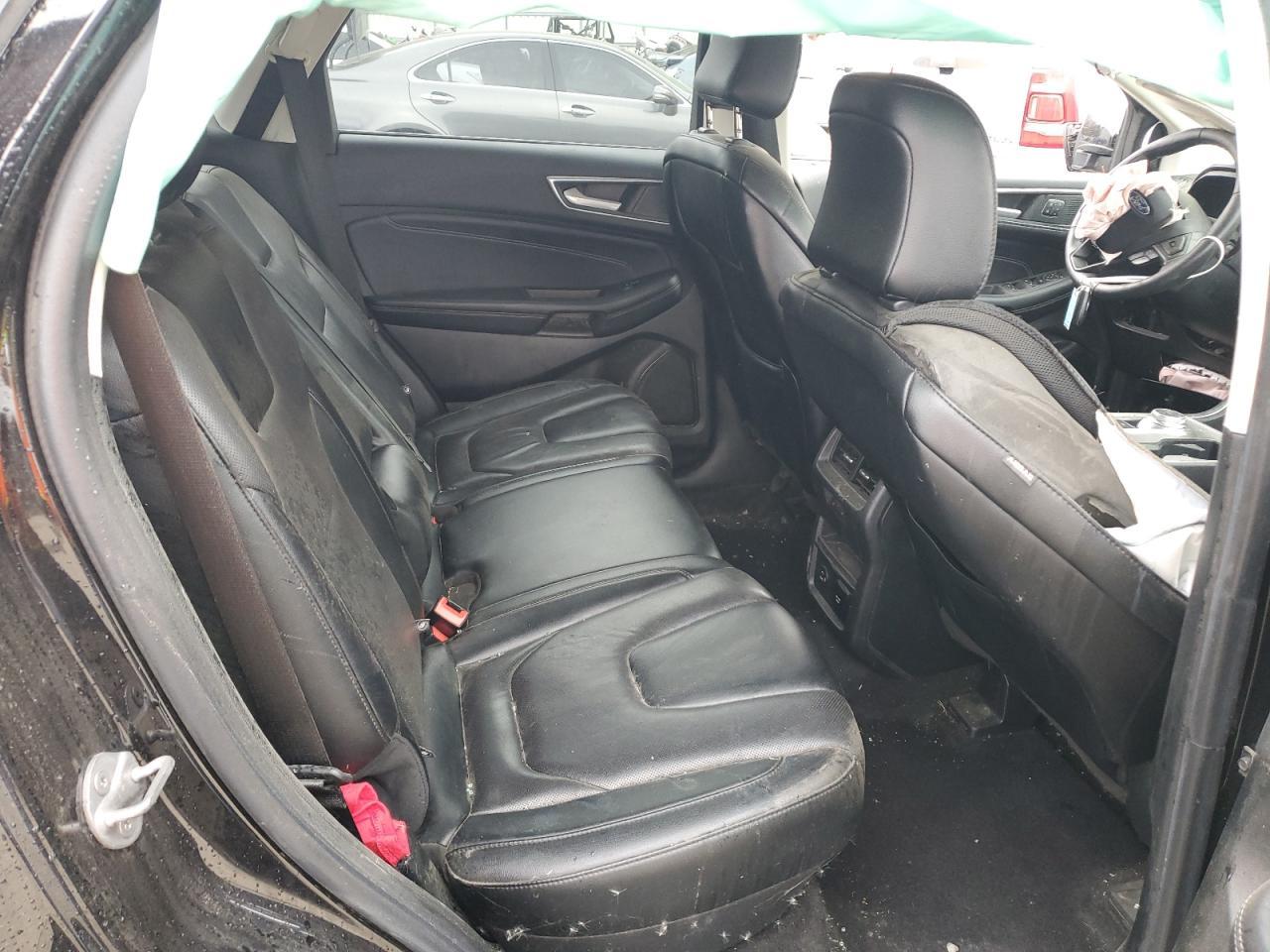 2022 Ford Edge Titanium - zdjęcie 10