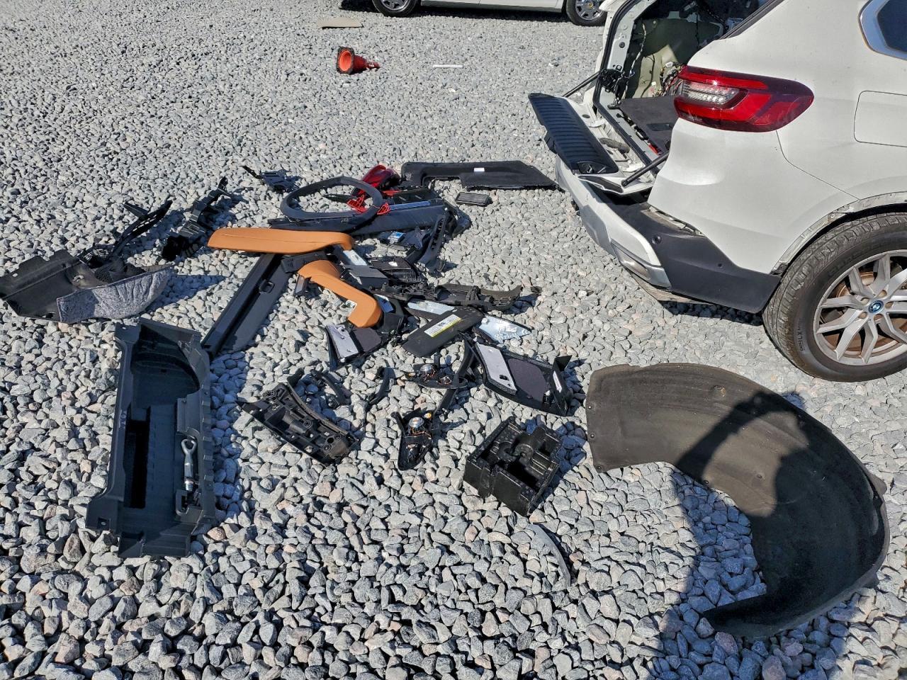 2023 BMW X5 - zdjęcie 13