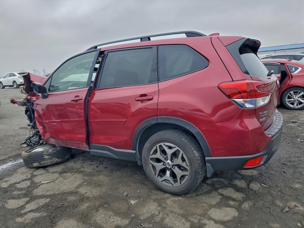 2020 Subaru Forester - zdjęcie 2