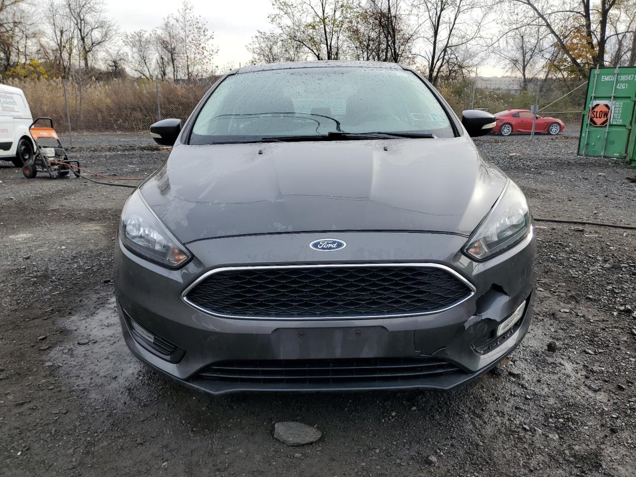 2015 Ford Focus - zdjęcie 5
