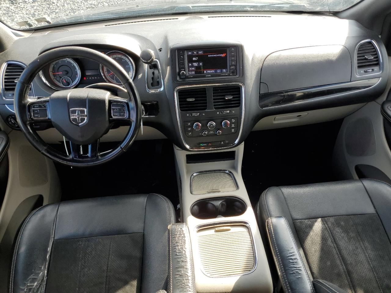 2019 Dodge Caravan - zdjęcie 8