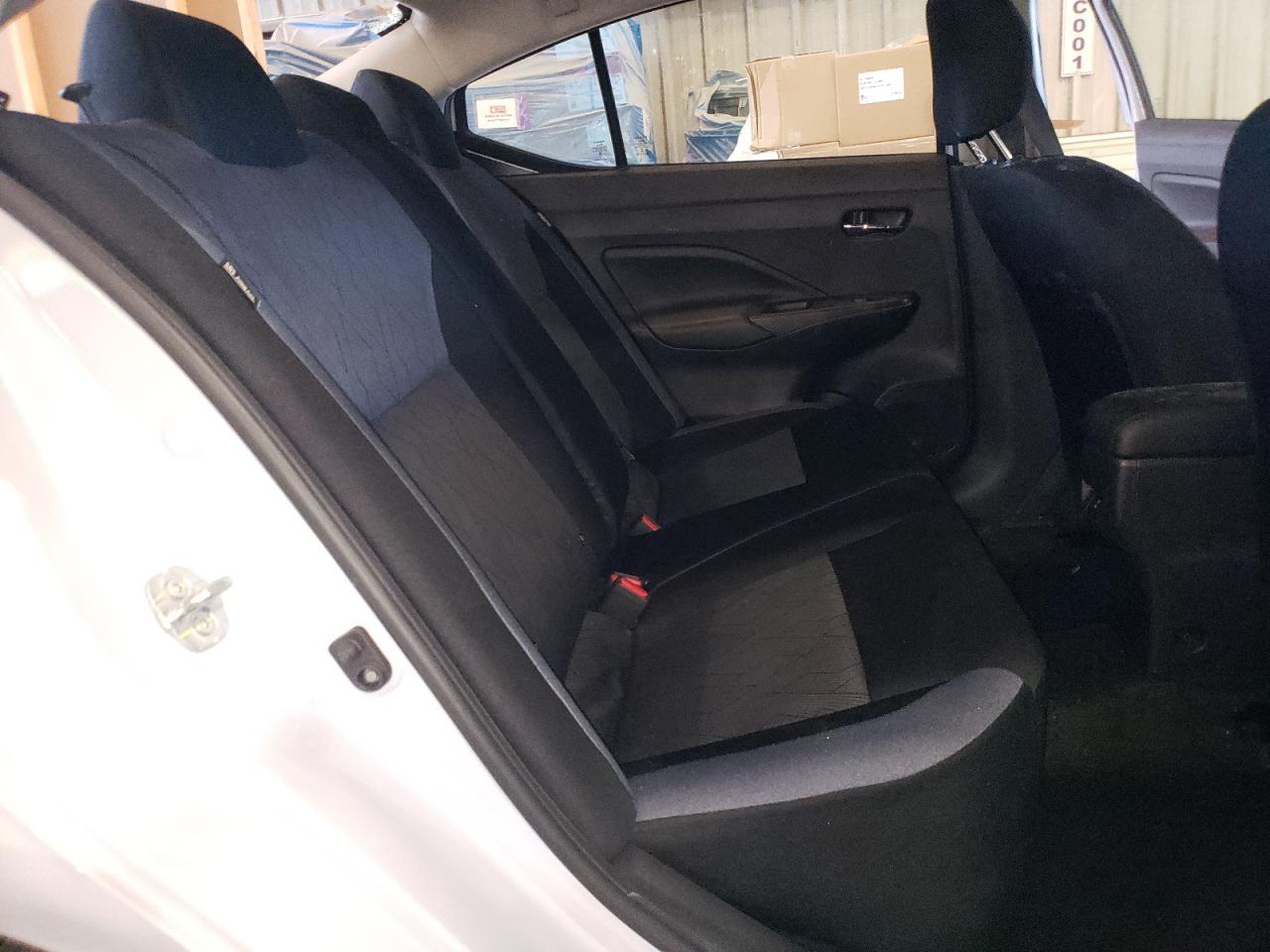 2025 Nissan Versa - zdjęcie 10