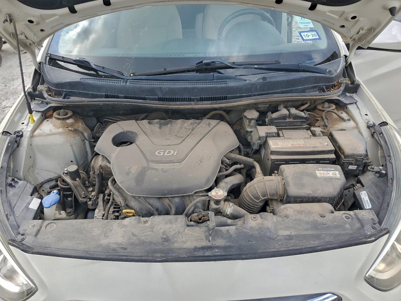 2016 Hyundai Accent - zdjęcie 11