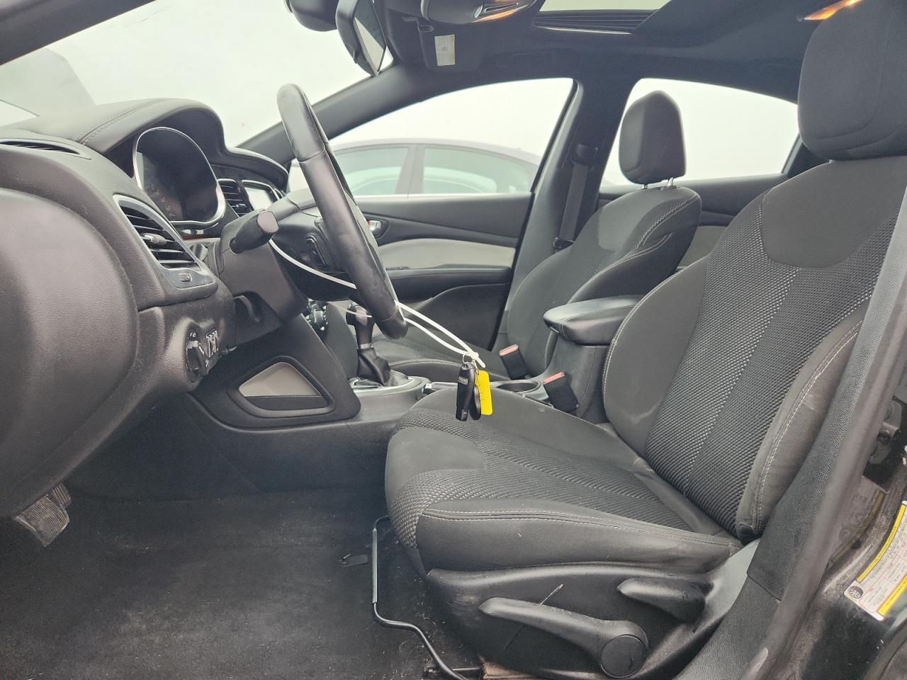 2016 Dodge Dart Sxt - zdjęcie 7