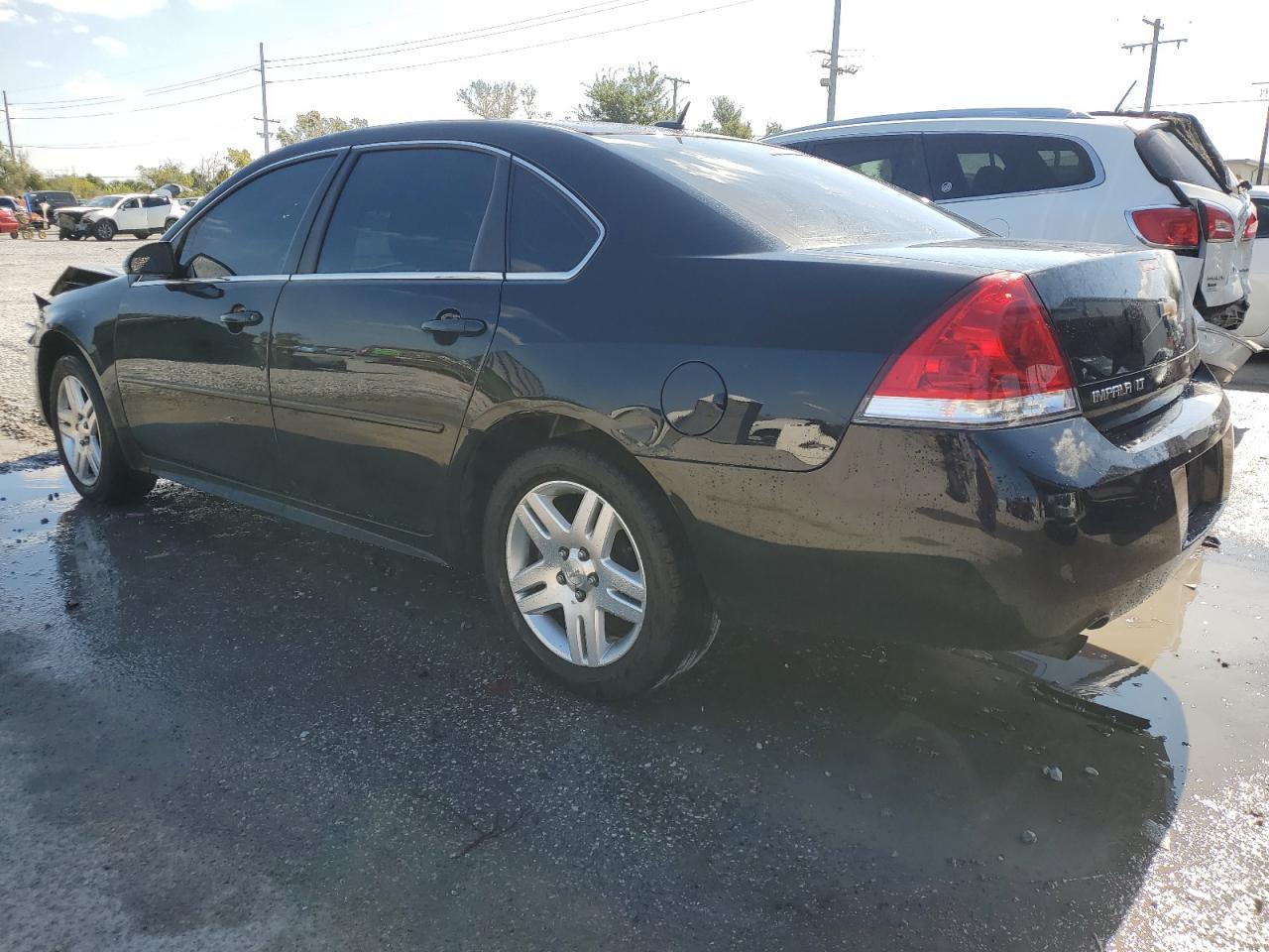 2013 Chevrolet Impala - zdjęcie 2