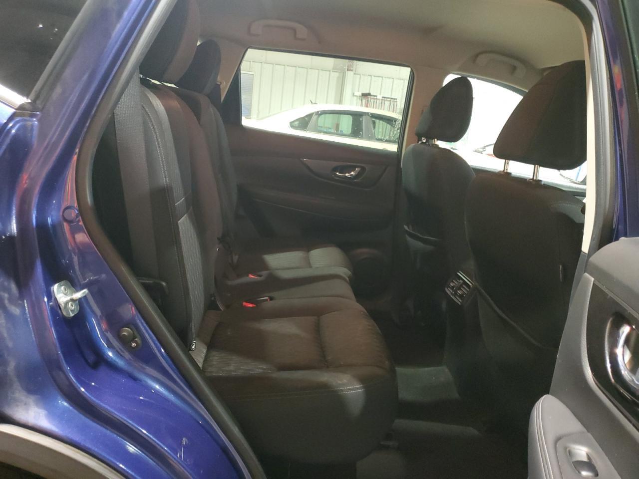 2017 Nissan Rogue S - zdjęcie 11