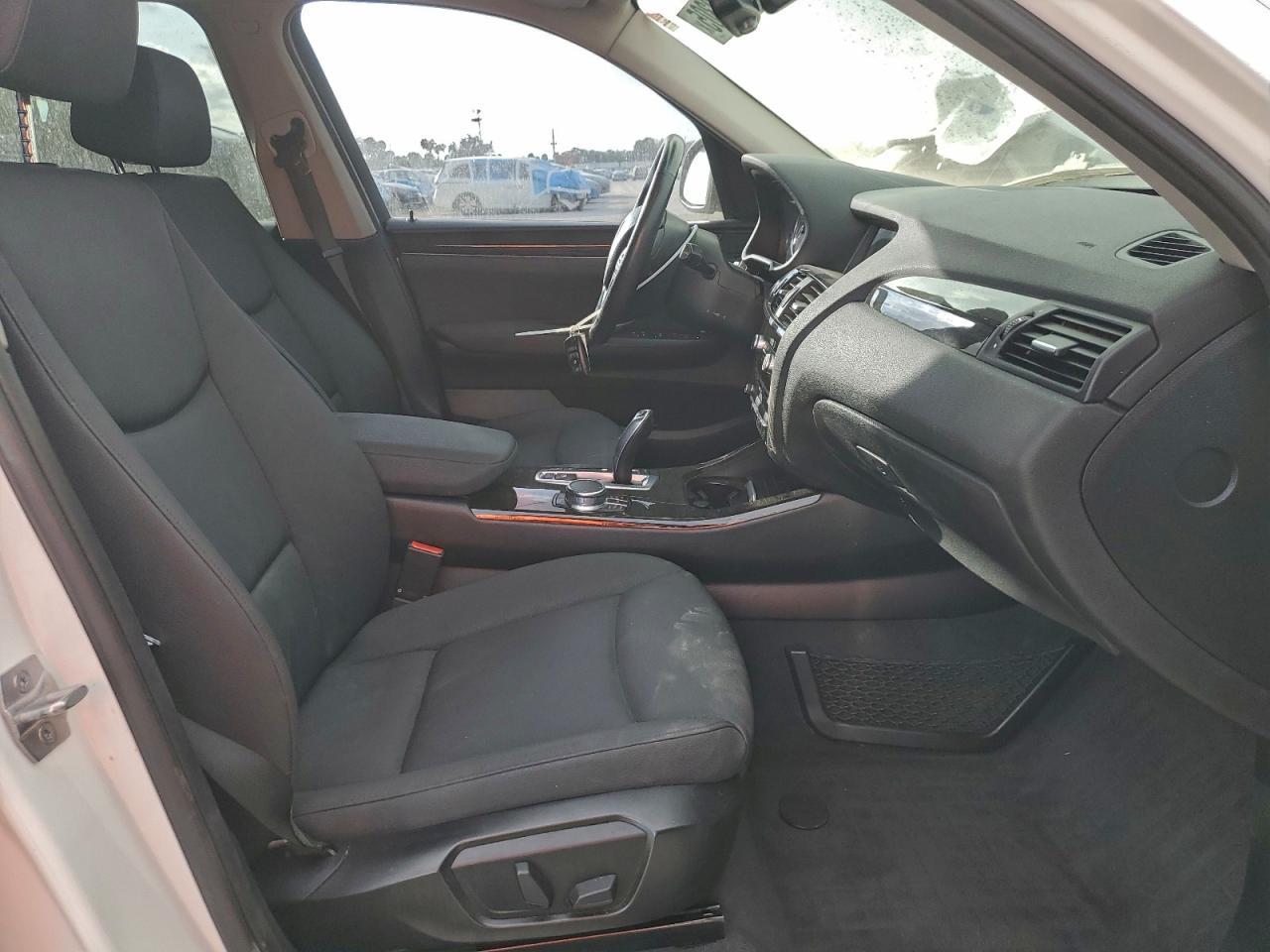 2017 BMW X3 - zdjęcie 7