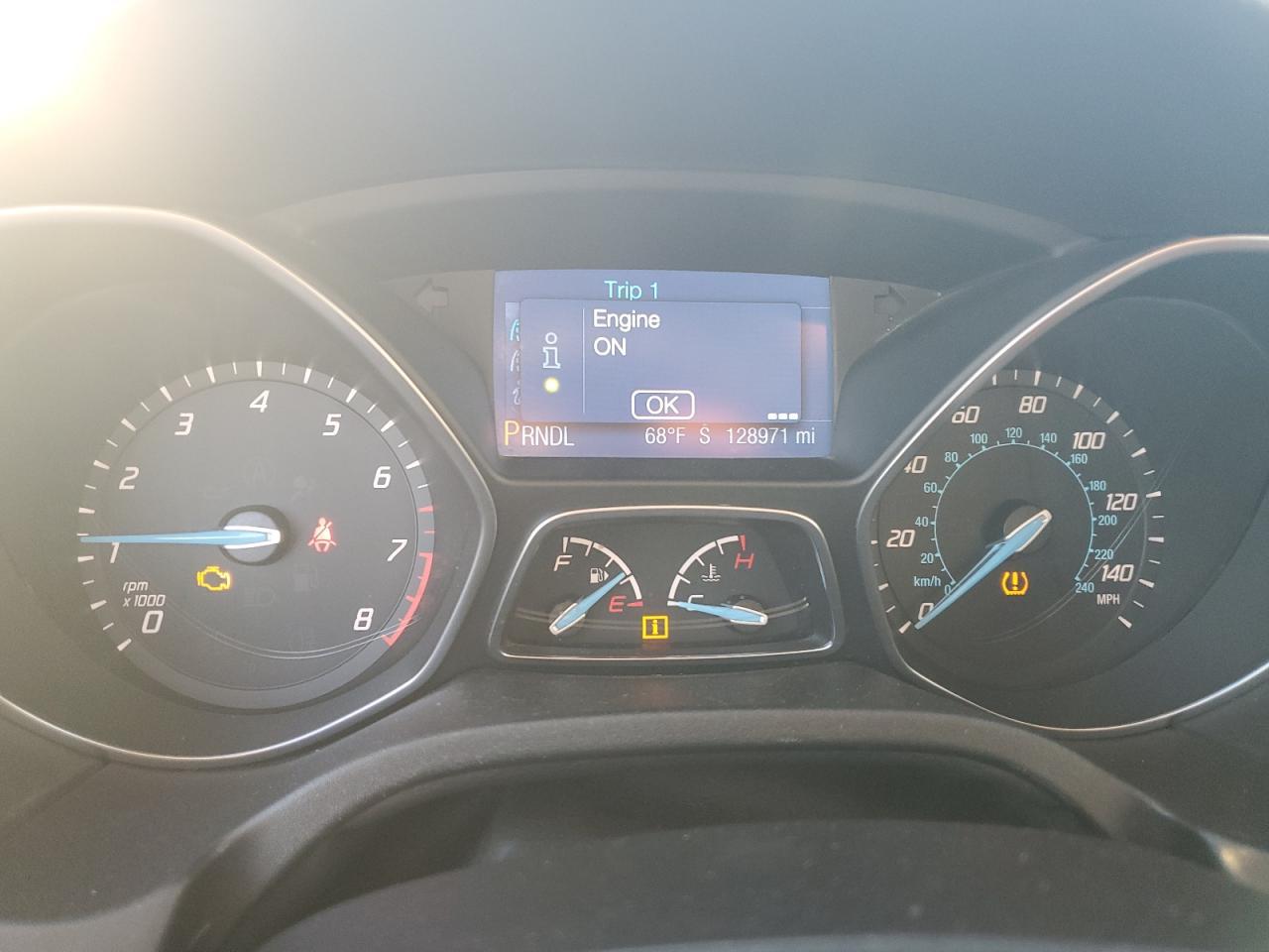 2014 Ford Focus - zdjęcie 9