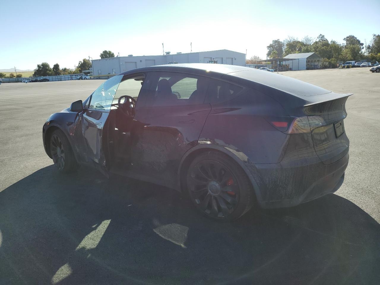 2023 Tesla Model Y - zdjęcie 2