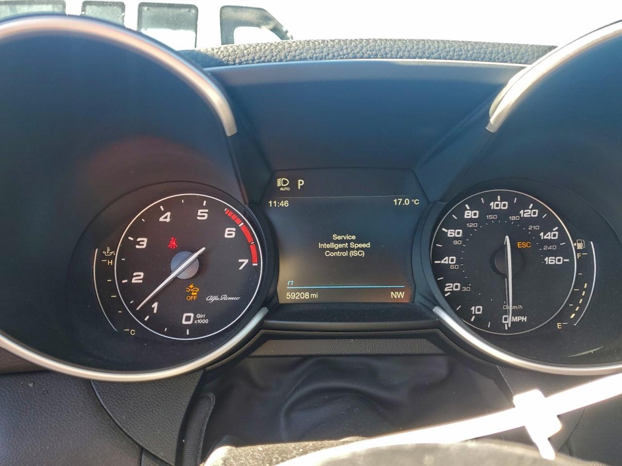 2020 Alfa Romeo Giulia - zdjęcie 9