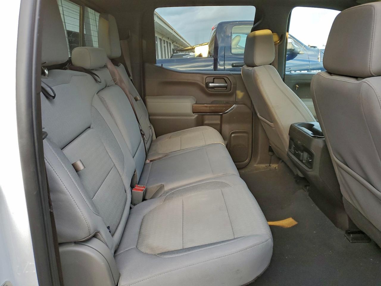 2021 Chevrolet Silverado K1500 Rst - zdjęcie 10