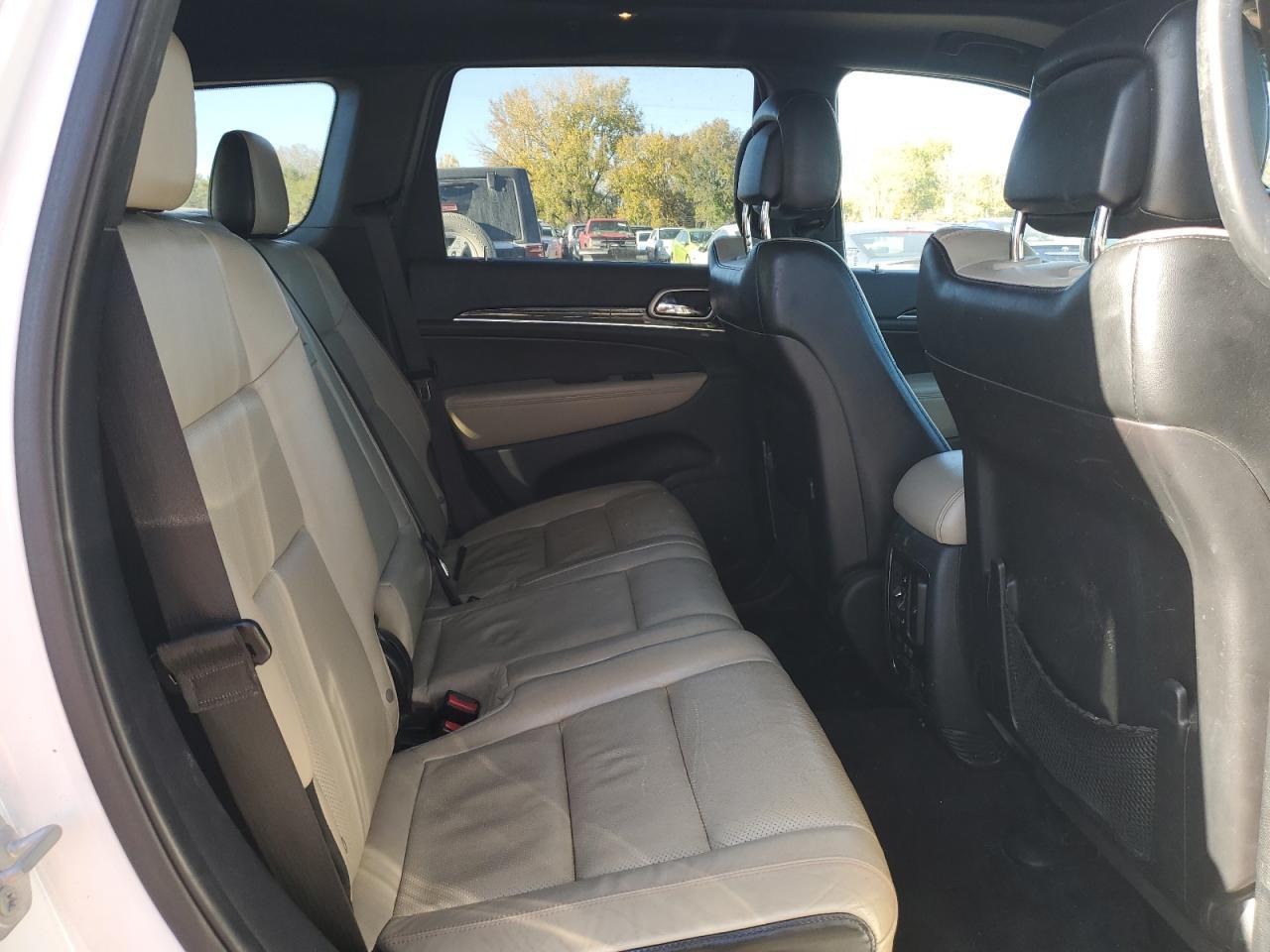 2016 Jeep Grand Cherokee Limited - zdjęcie 11