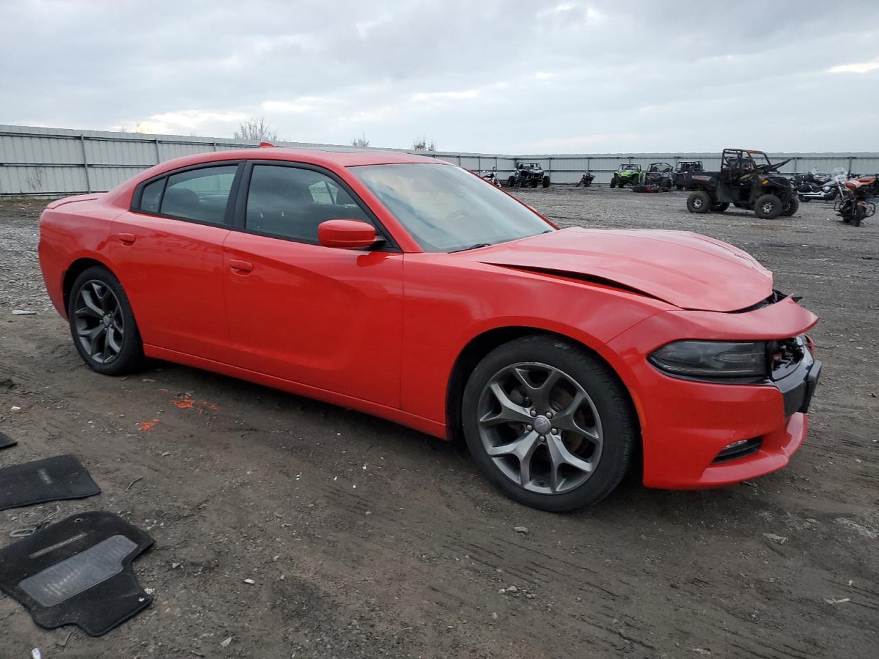 2016 Dodge Charger Sxt - zdjęcie 4