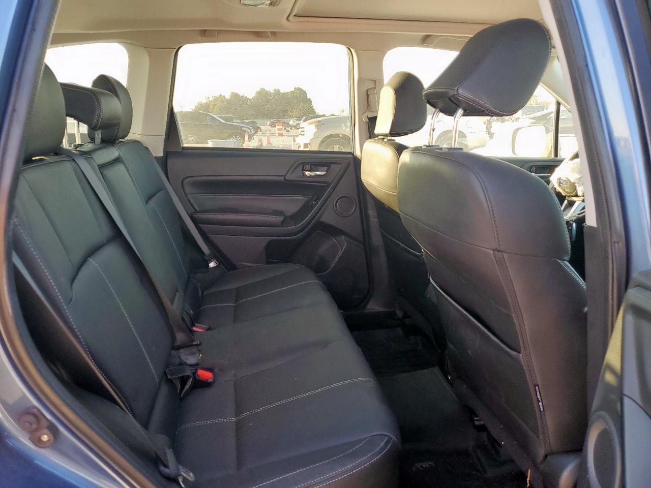 2017 Subaru Forester - zdjęcie 11