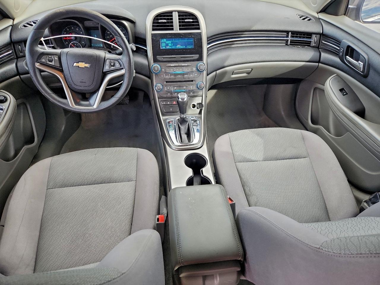 2013 Chevrolet Malibu - zdjęcie 8
