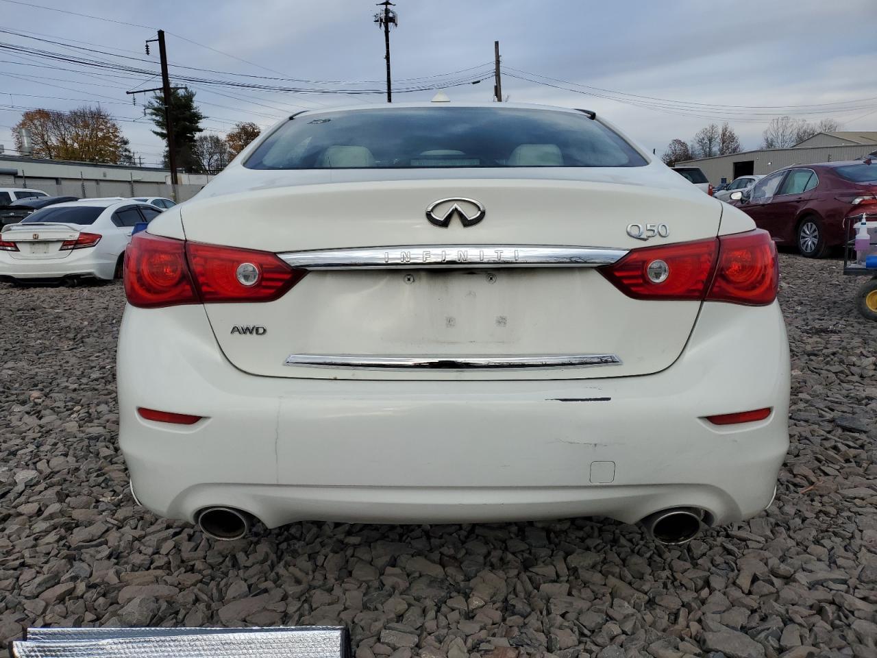 2015 Infiniti Q50 - zdjęcie 6