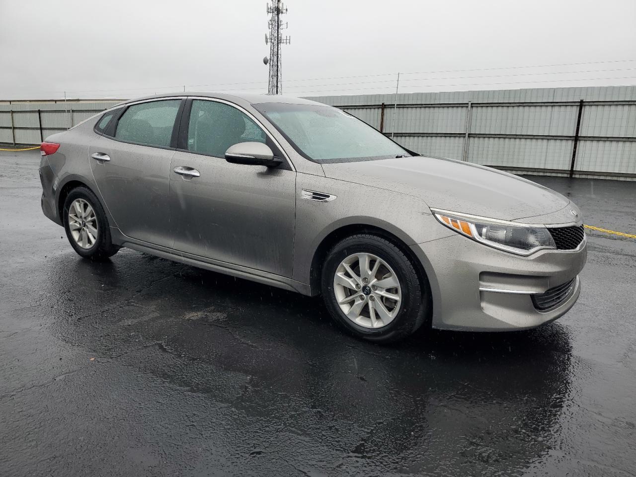 2018 Kia Optima - zdjęcie 4