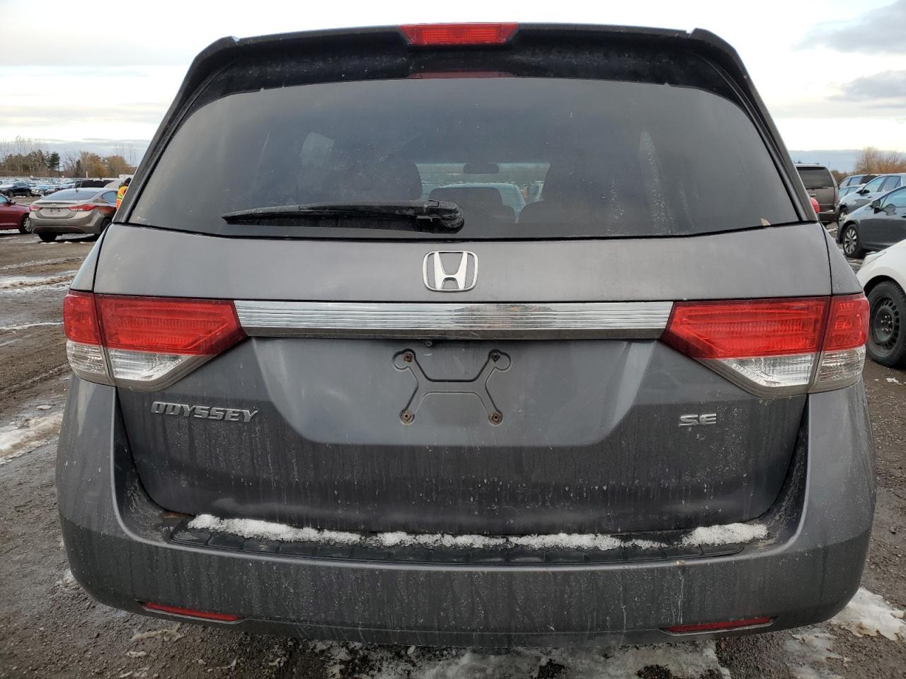 2016 Honda Odyssey - zdjęcie 6