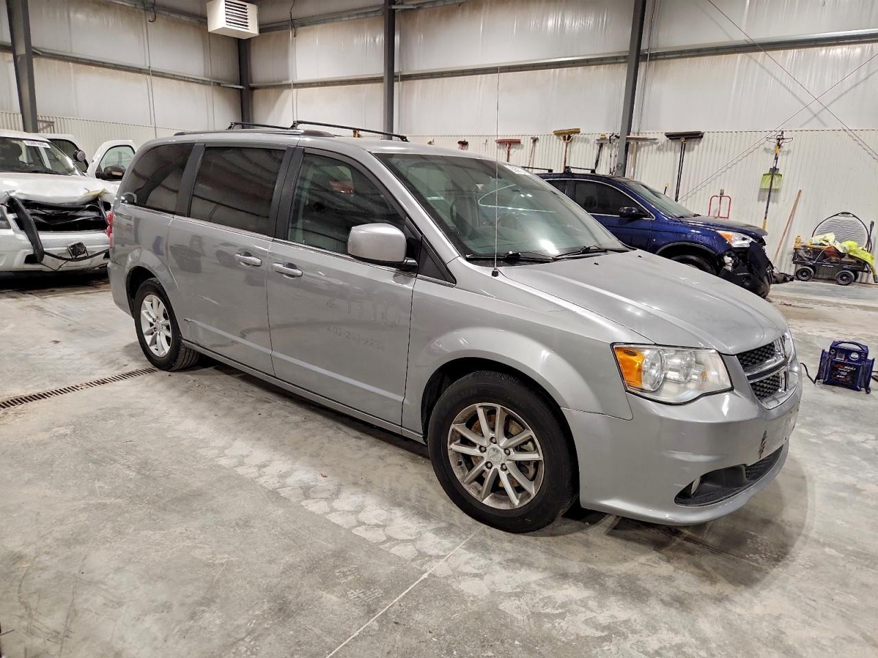2018 Dodge Grand Caravan Sxt - zdjęcie 4
