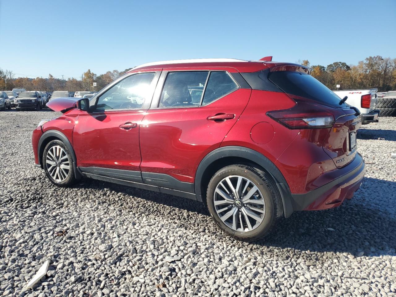 2024 Nissan Kicks Sv - zdjęcie 2