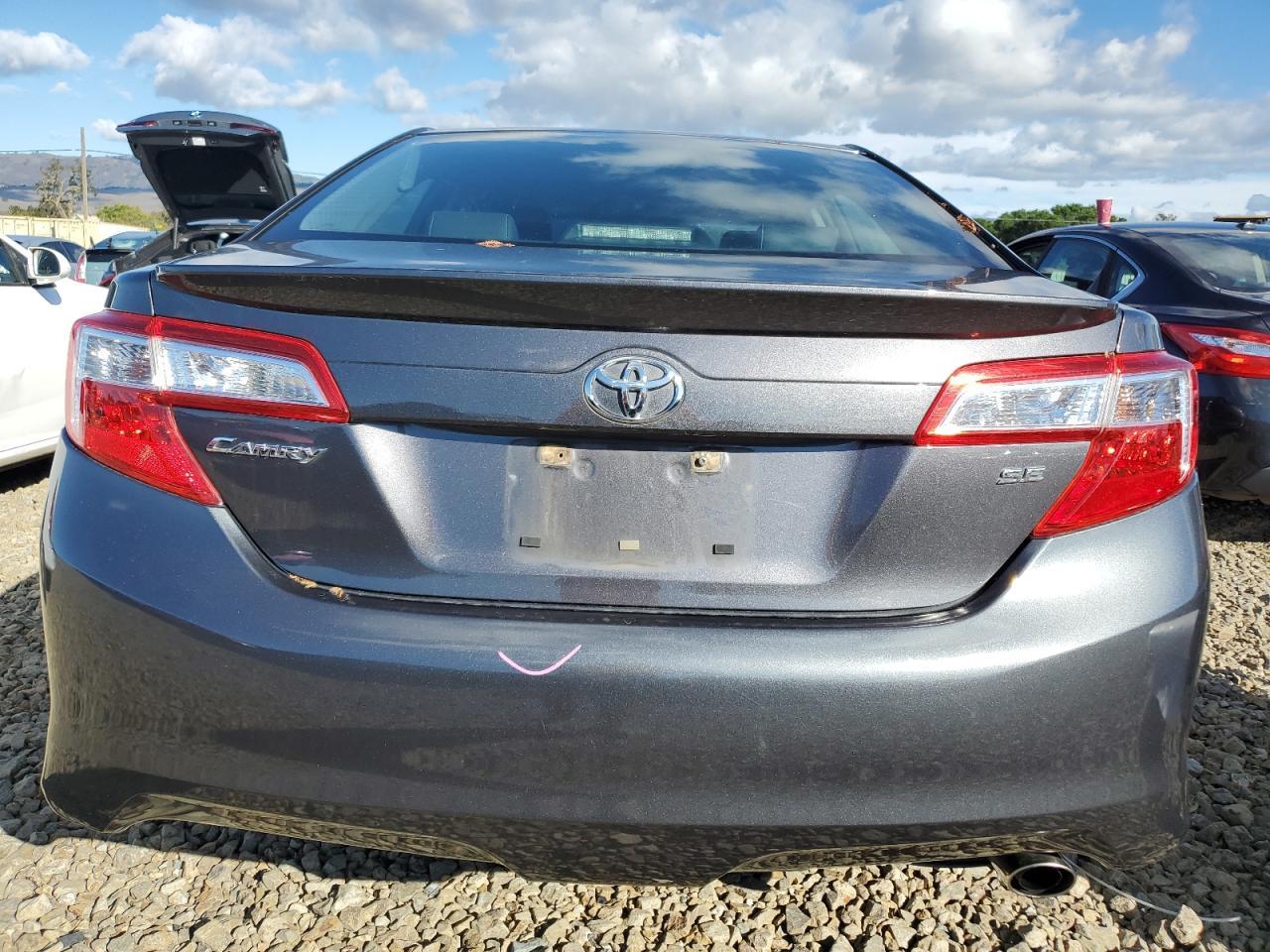 2013 Toyota Camry - zdjęcie 6