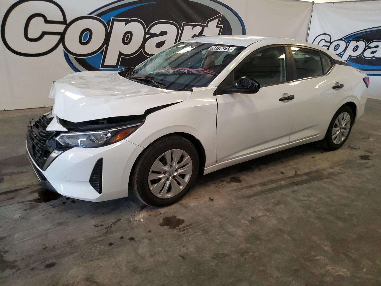 2025 Nissan Sentra - zdjęcie główne