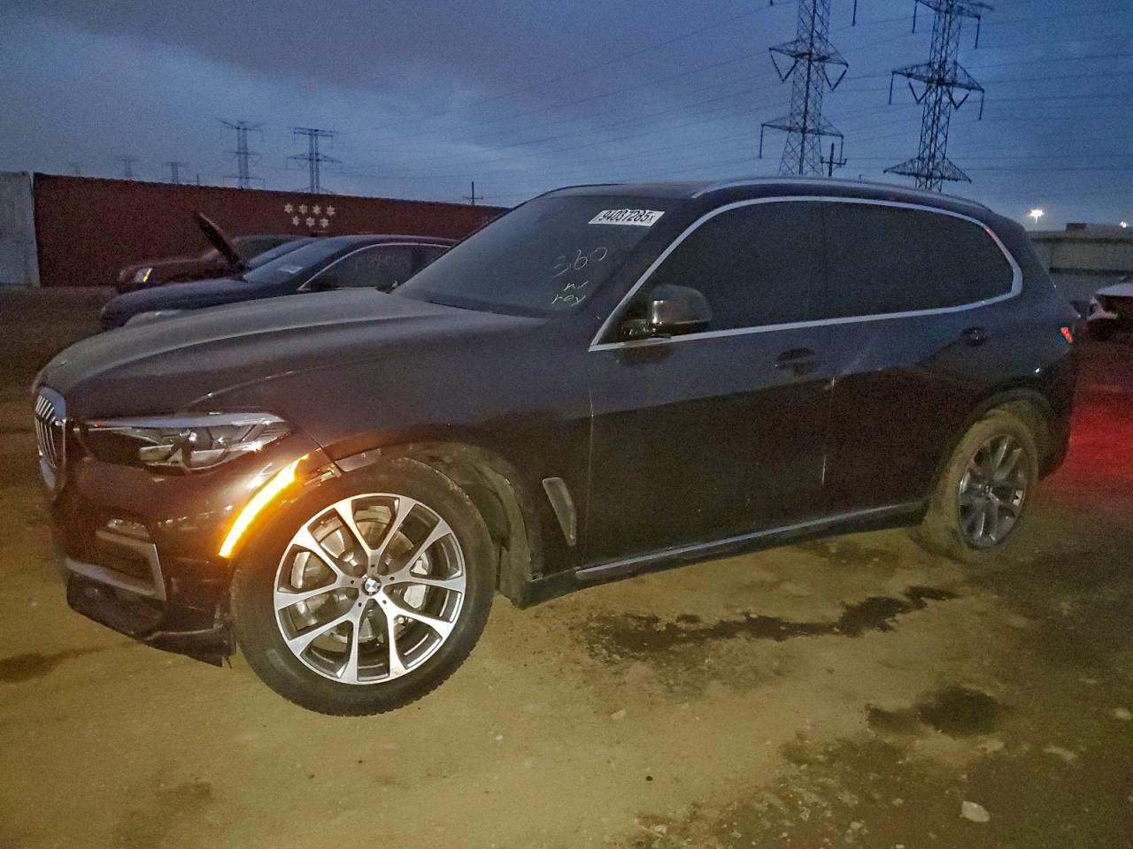 2020 BMW X5 - zdjęcie główne