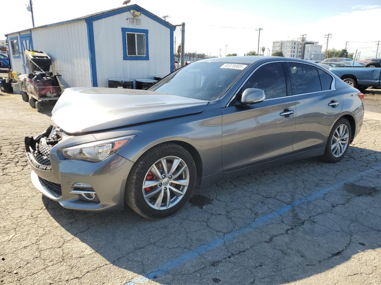 2015 Infiniti Q50 - zdjęcie główne