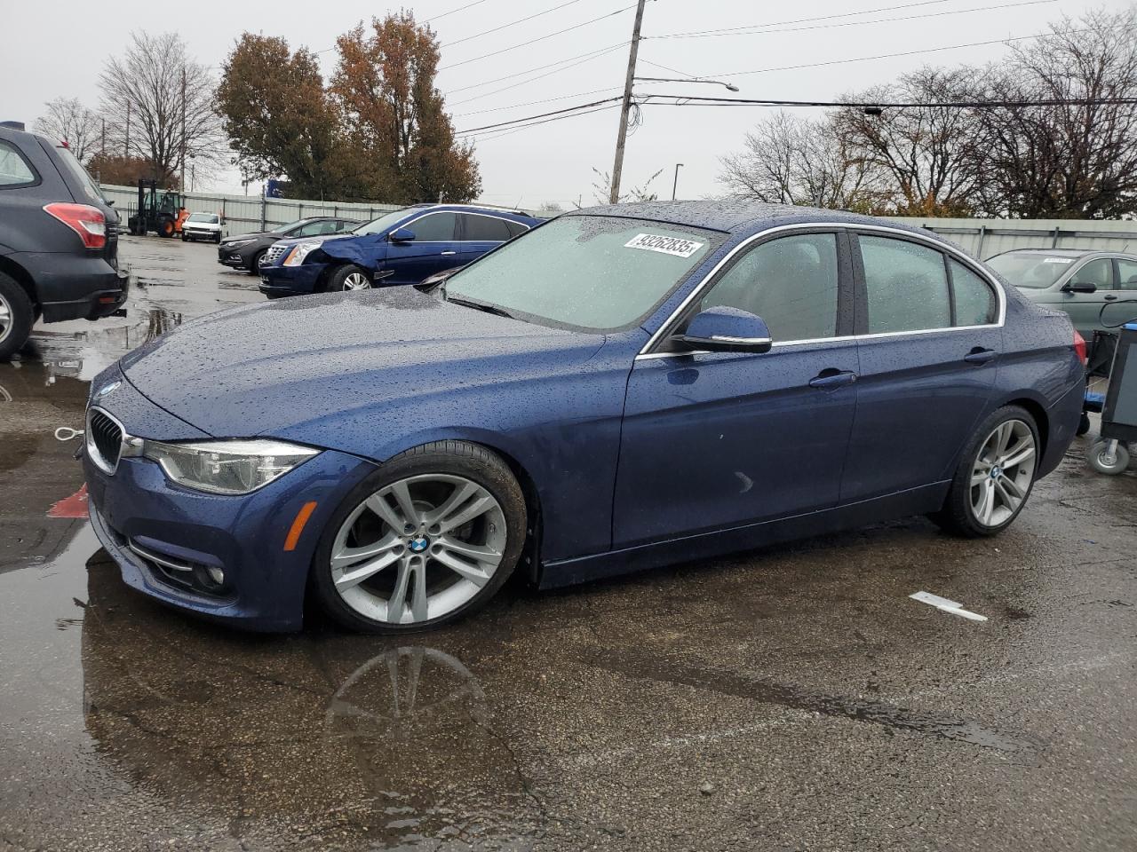 2017 BMW Seria 3 - zdjęcie główne