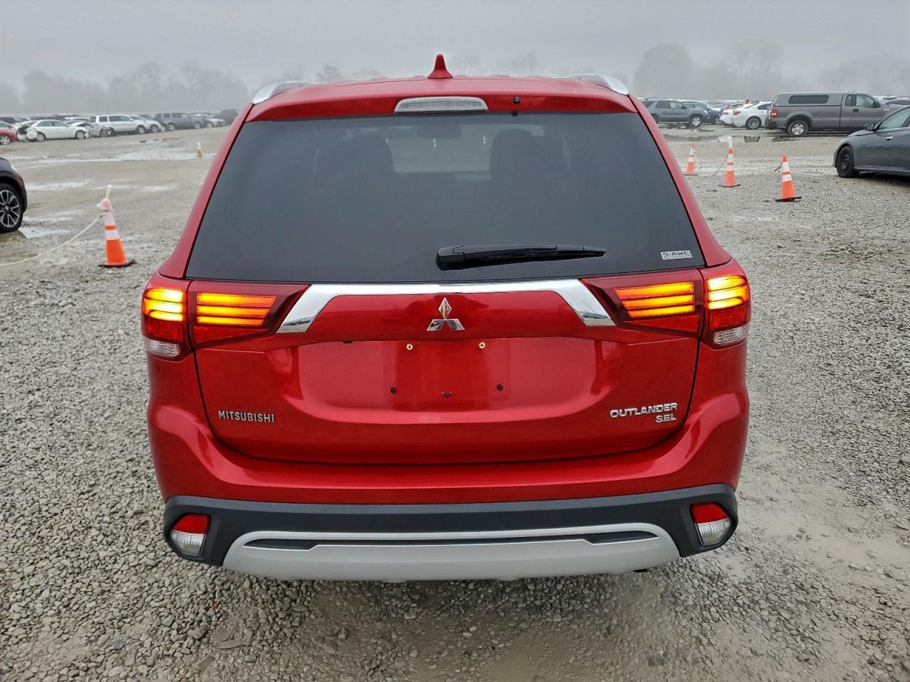 2019 Mitsubishi Outlander - zdjęcie 6