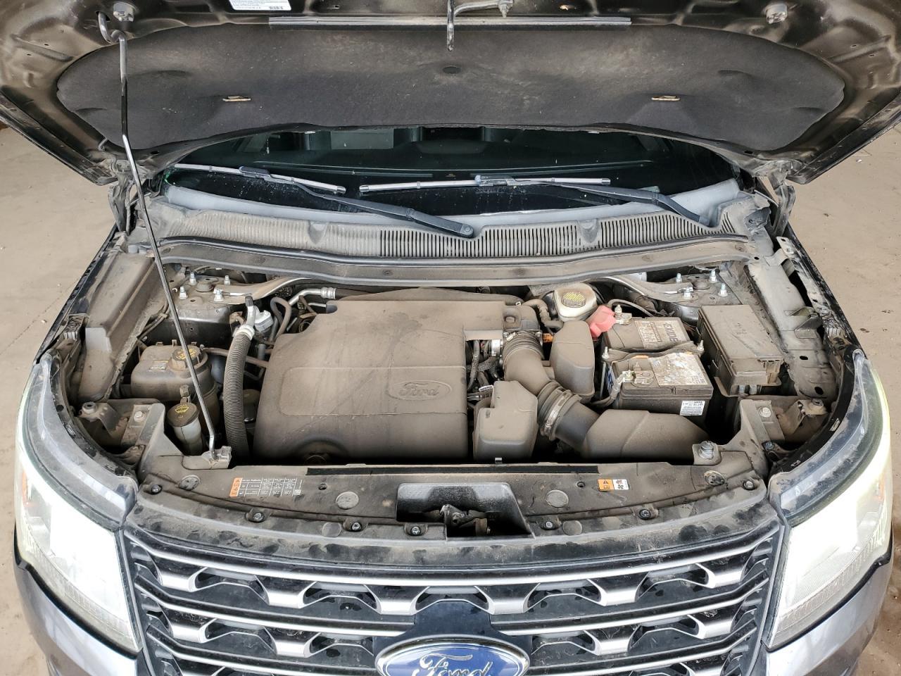 2017 Ford Explorer Xlt - zdjęcie 12