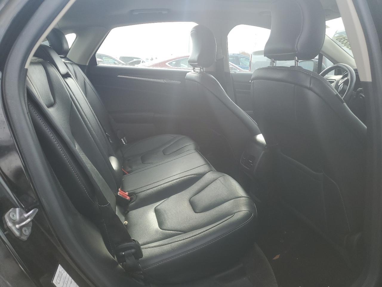 2019 Ford Fusion Titanium - zdjęcie 10