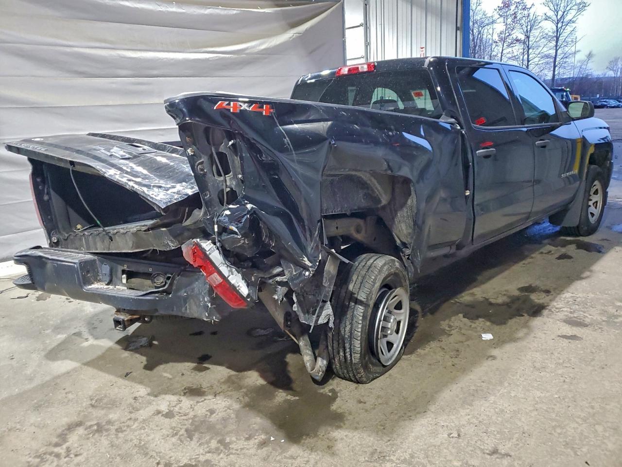 2018 Chevrolet Silverado K1500 - zdjęcie 3