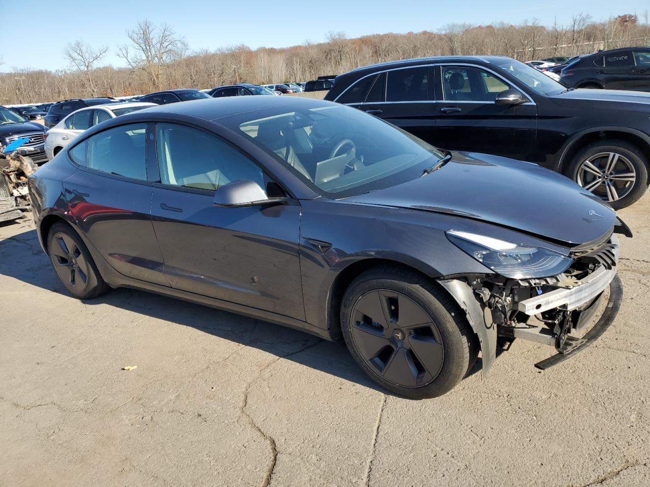 2023 Tesla Model 3 - zdjęcie 4