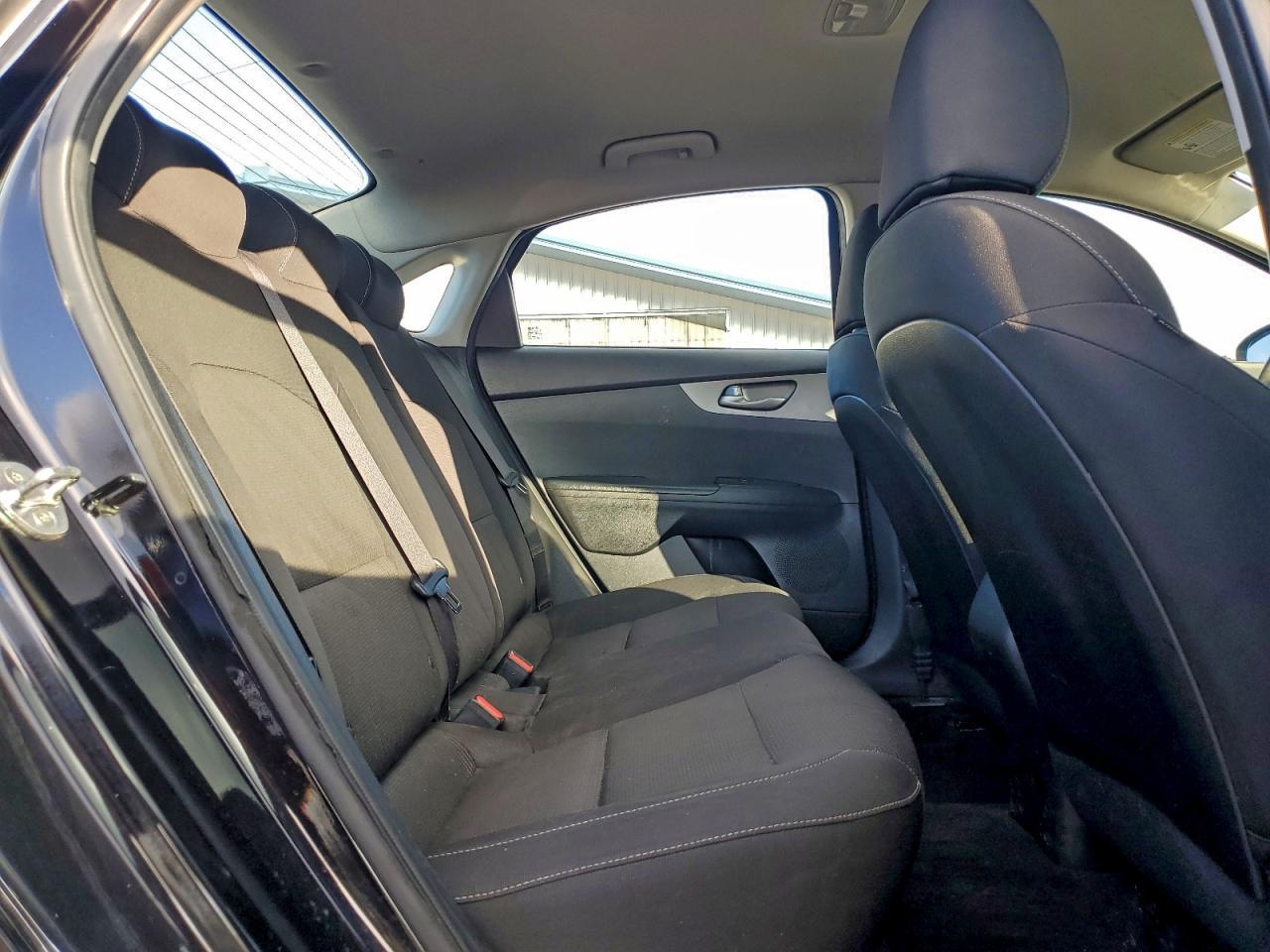 2019 Kia Forte - zdjęcie 10