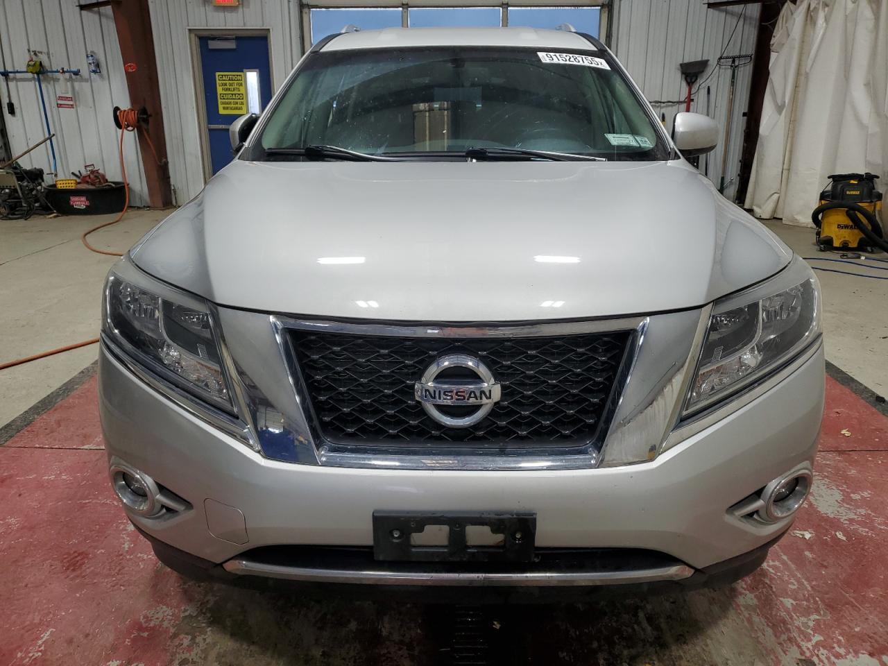 2016 Nissan Pathfinder - zdjęcie 5