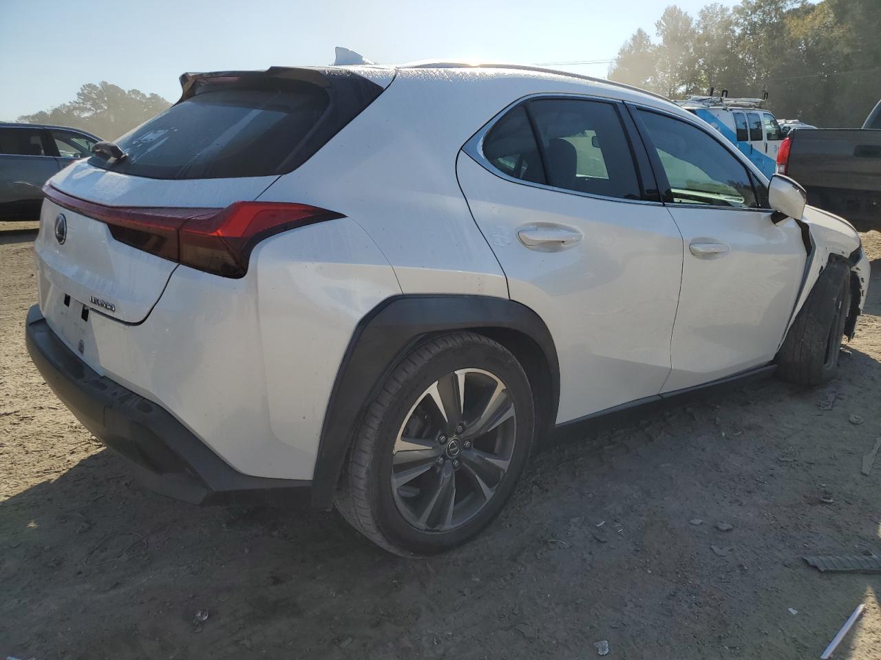 2019 Lexus Ux 200 - zdjęcie 3