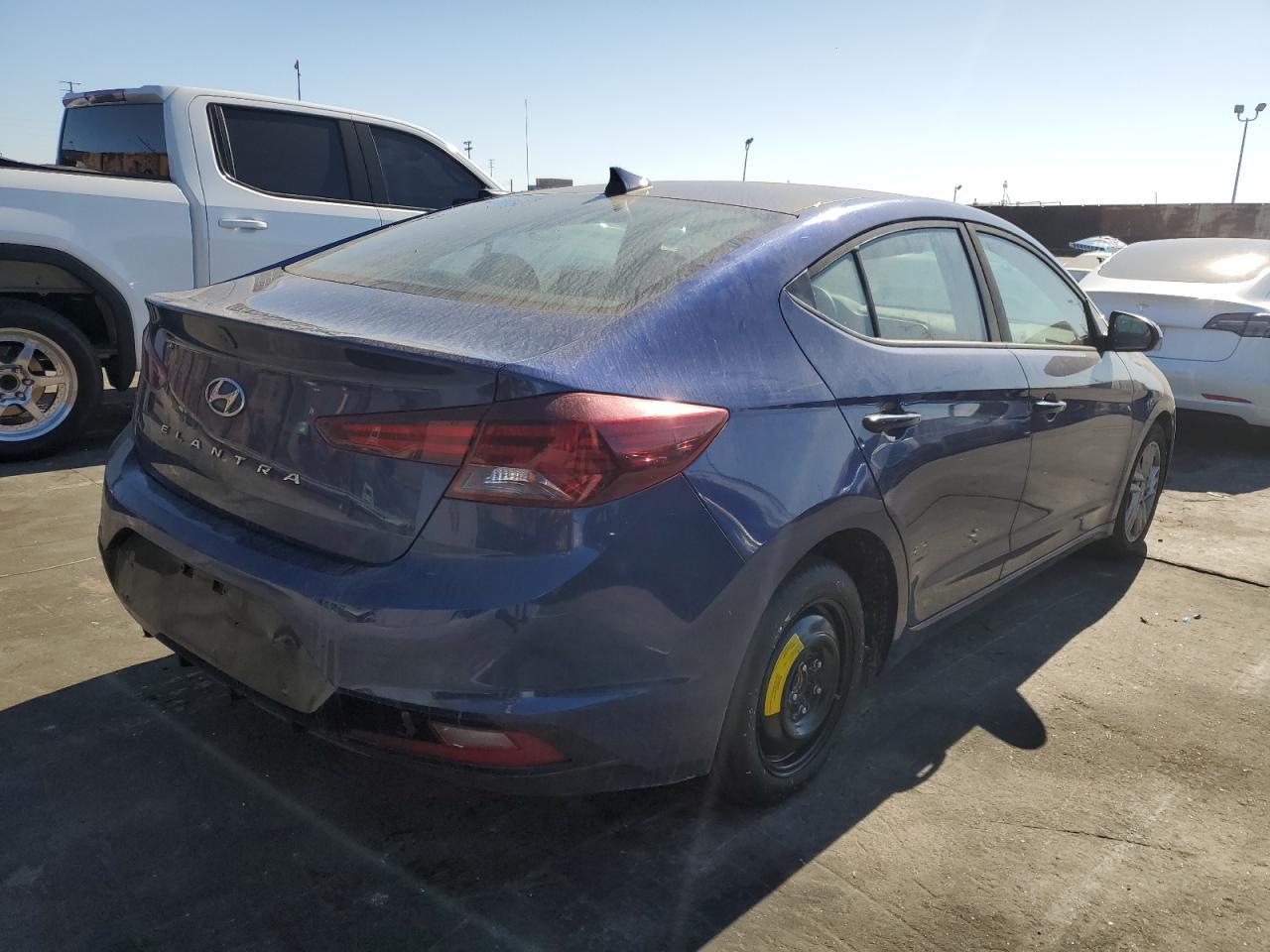 2020 Hyundai Elantra Sel - zdjęcie 3