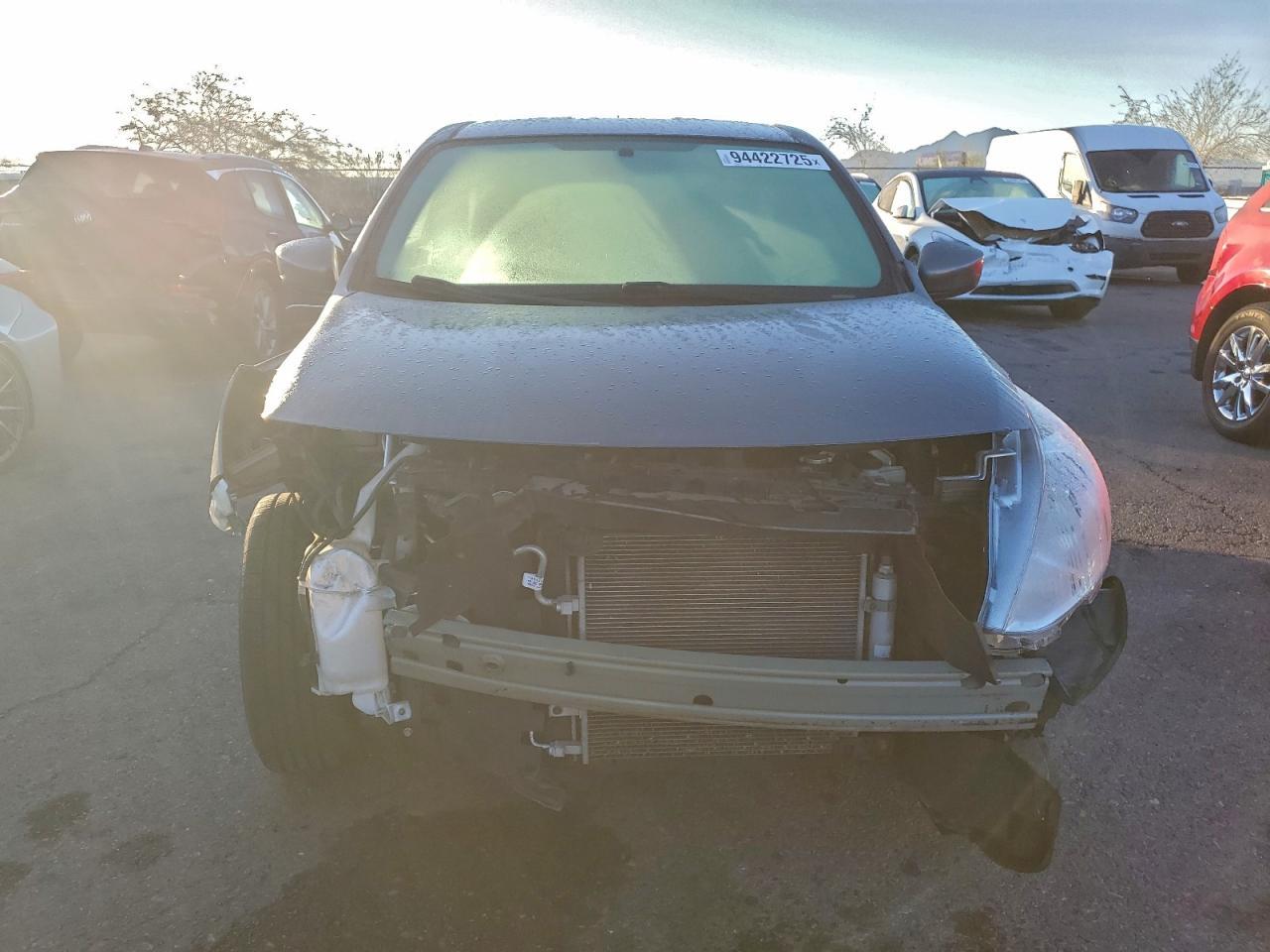 2017 Nissan Versa - zdjęcie 5