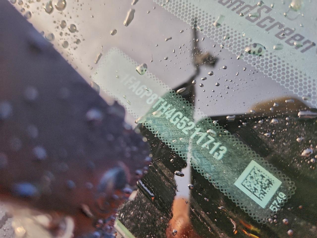 2016 Ford Mustang - zdjęcie 12