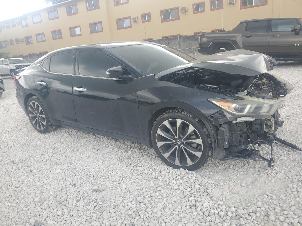 2016 Nissan Maxima - zdjęcie 4
