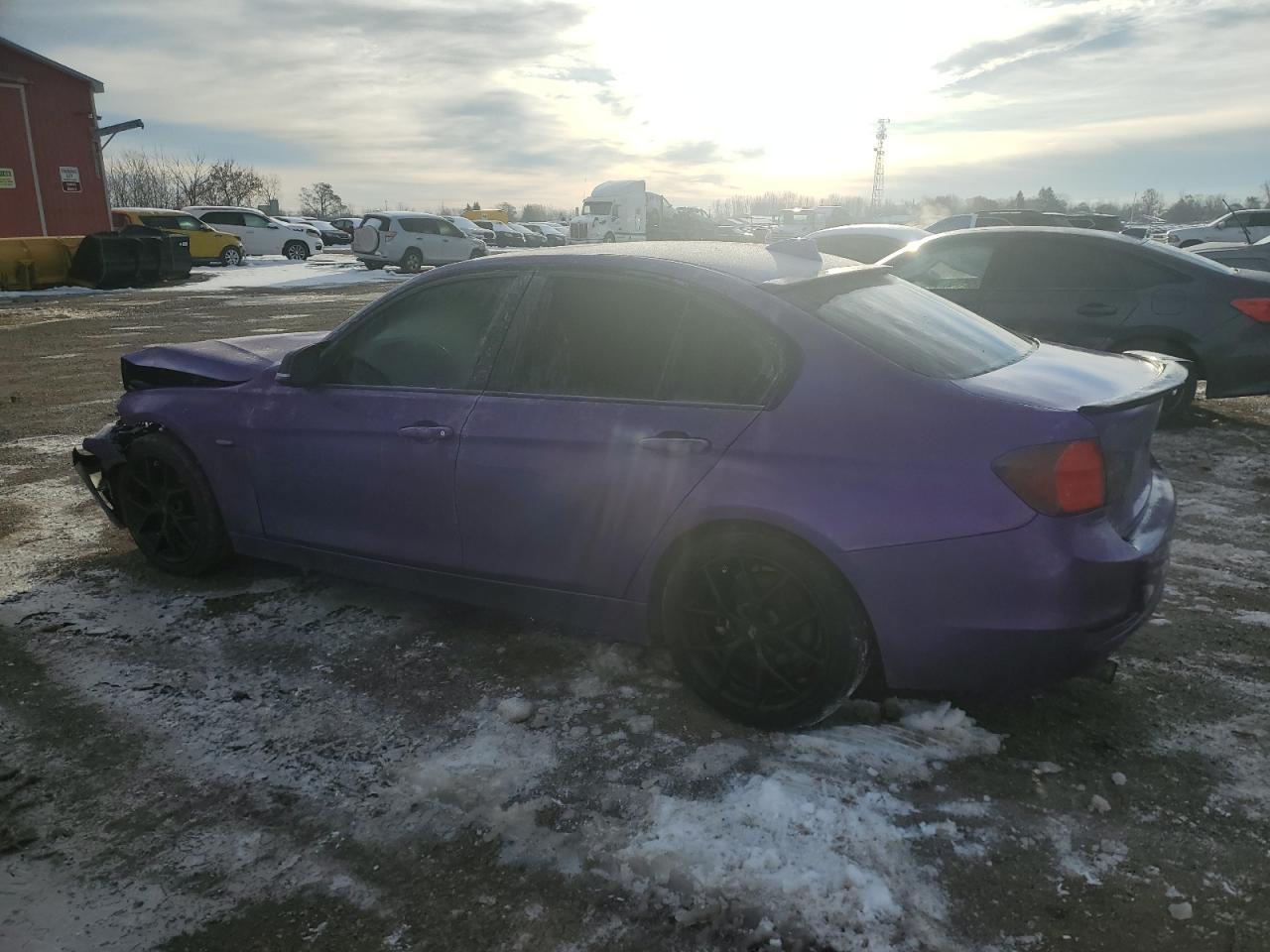 2013 BMW Seria 3 - zdjęcie 2