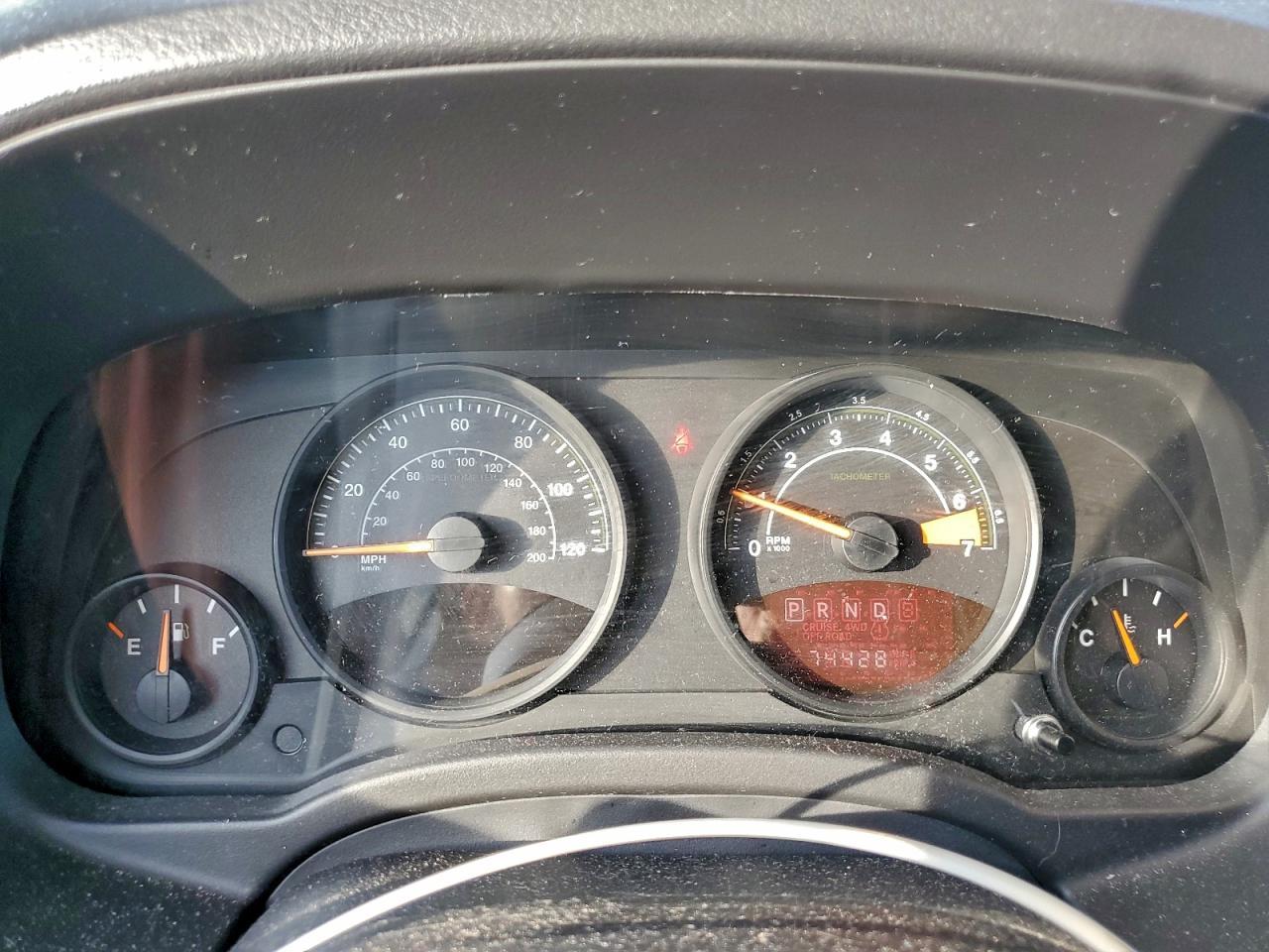 2015 Jeep Liberty (Patriot) - zdjęcie 9