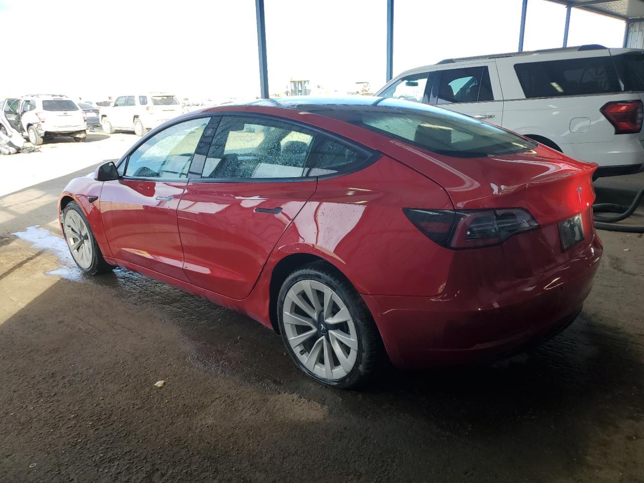 2022 Tesla Model 3 - zdjęcie 2