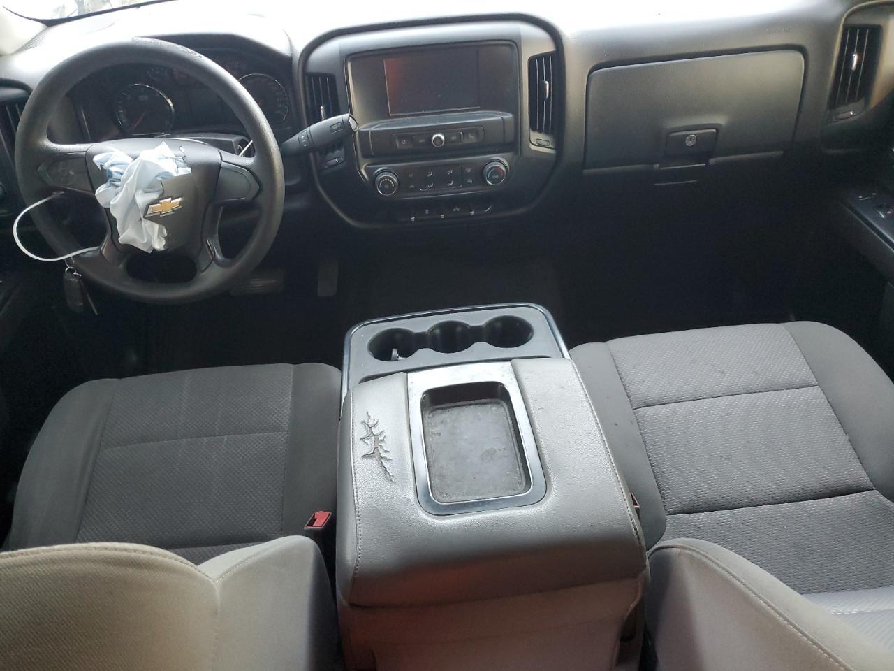 2016 Chevrolet Silverado - zdjęcie 8
