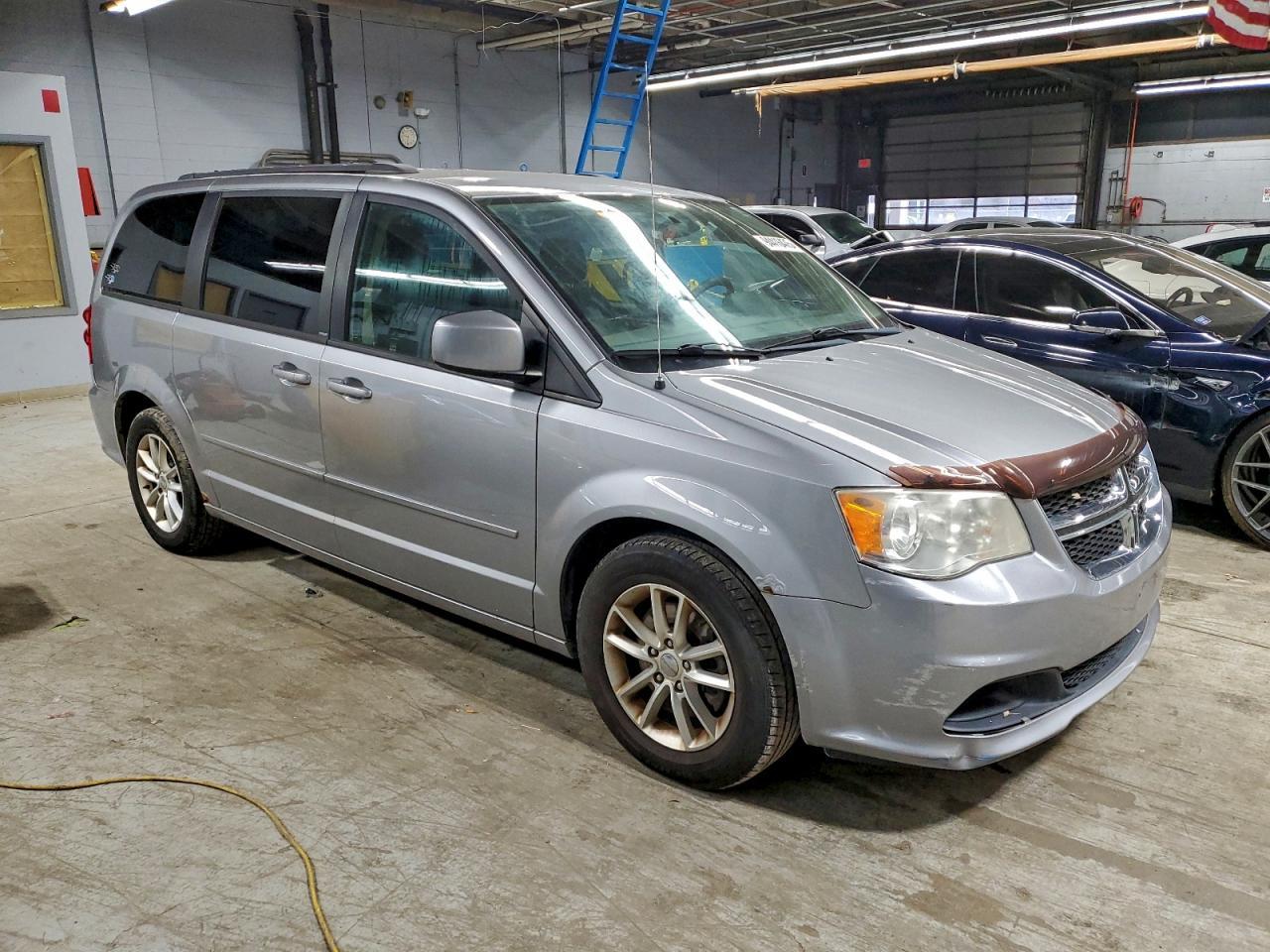 2013 Dodge Caravan - zdjęcie 4