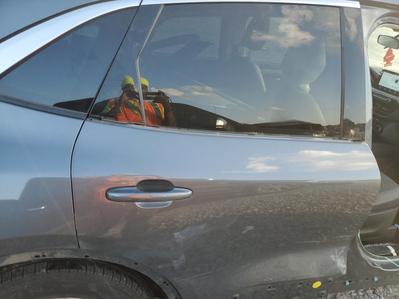 2022 Ford Escape - zdjęcie 10