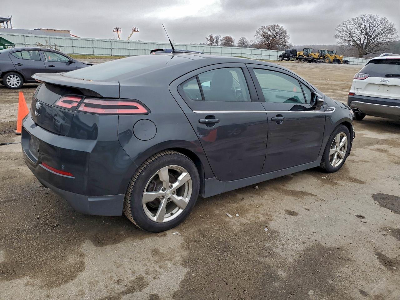 2014 Chevrolet Volt - zdjęcie 3